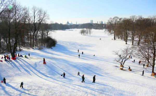 Wintertag-im-Englischen-Garten-©-Muenchen-Tourismus-Tommy-Loesch-600x371